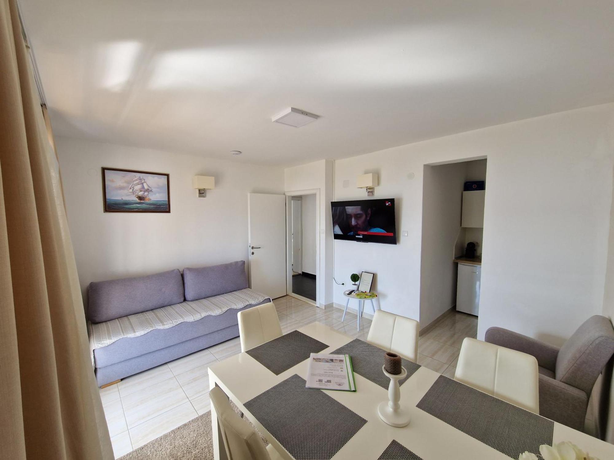 Apartmani Kristijan Crikvenica Exterior foto
