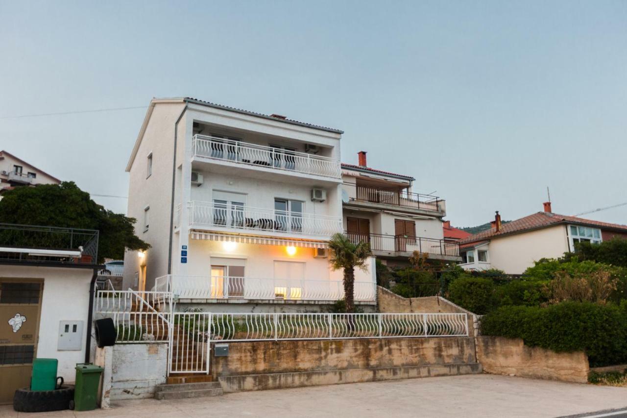 Apartmani Kristijan Crikvenica Exterior foto