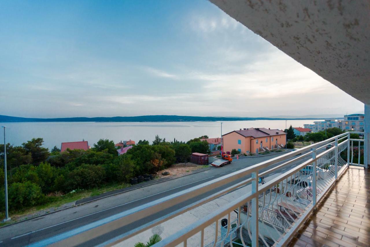 Apartmani Kristijan Crikvenica Exterior foto