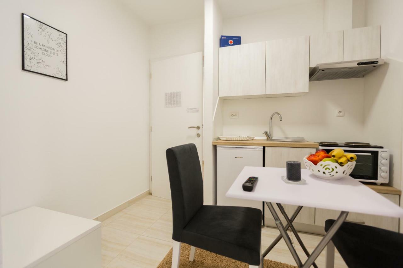Apartmani Kristijan Crikvenica Exterior foto